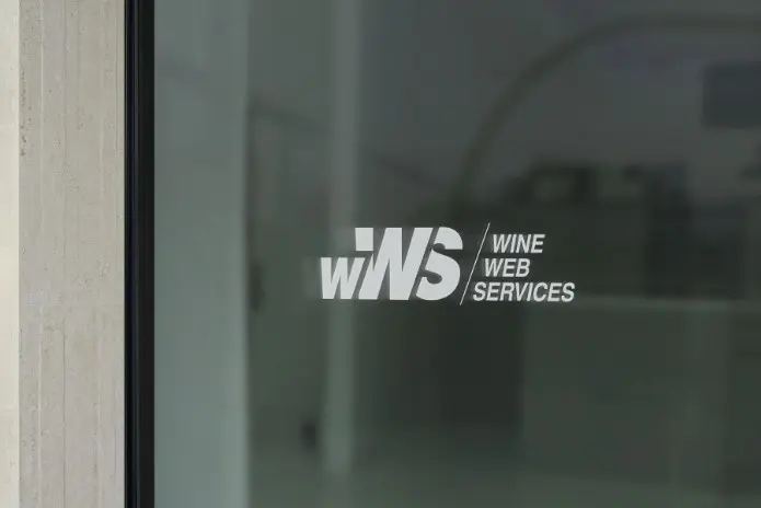 WineWebServices